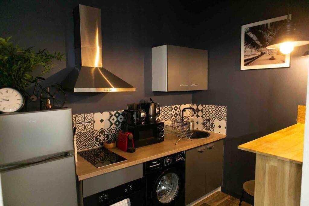 Loft De Courcaille - Balneo - Free Parking - Wifi Apartment Орлеан Екстериор снимка